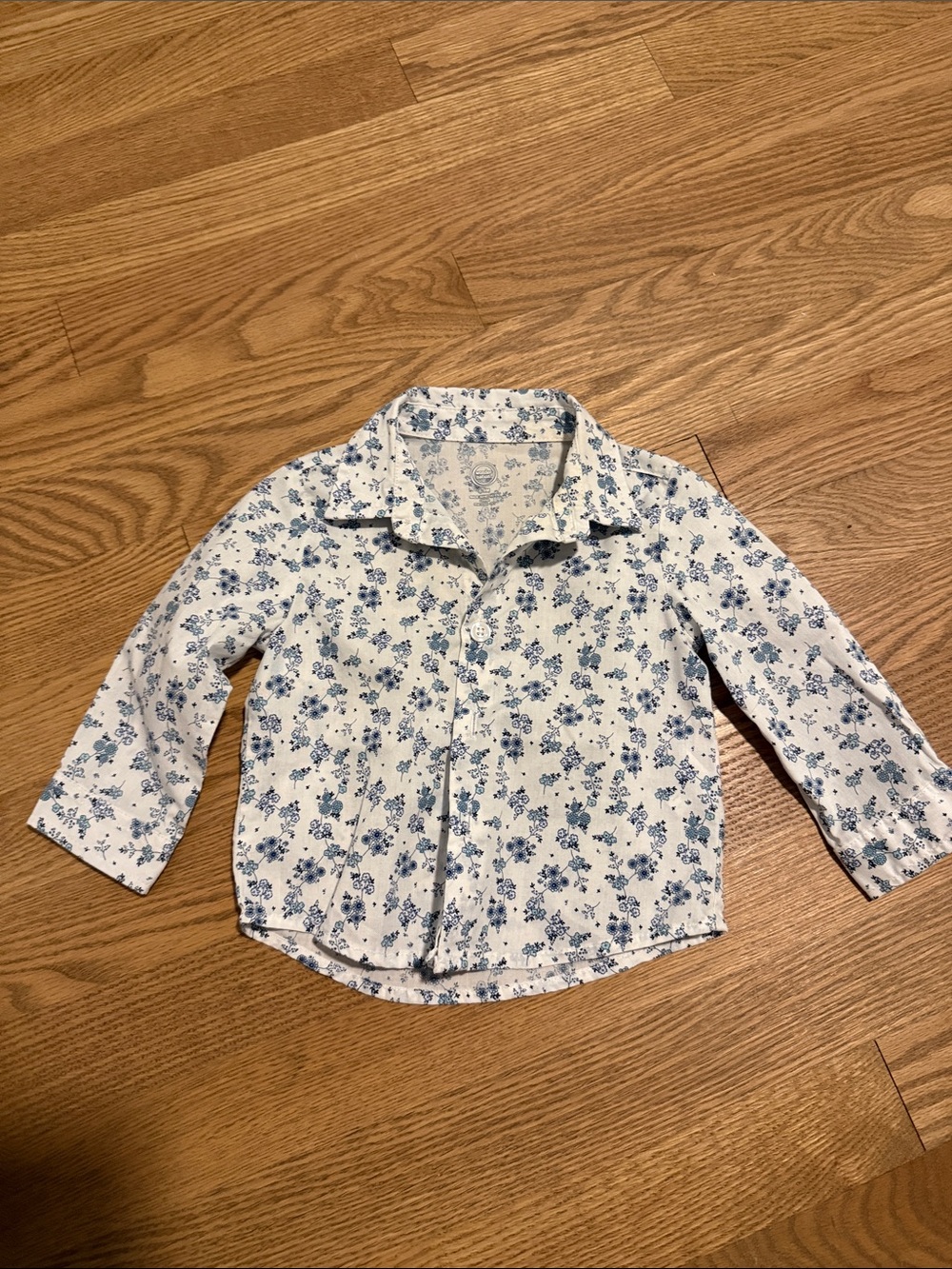 wonder nation White Button-Down Shirt with Blue Floral Print